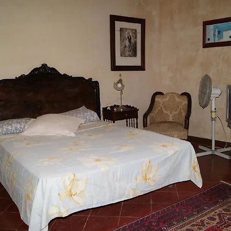 Homestay Casa Senorial *